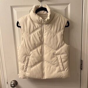 Cavalini Women's Ivory Quilted Vest